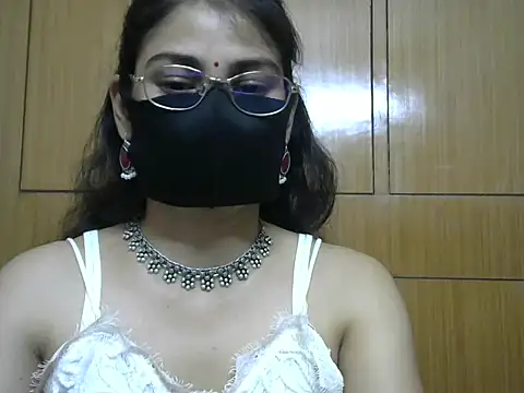 Snapshot of Fairy_Pie chatting on 06.25.26 Fairy Pie online show from 06.25.26