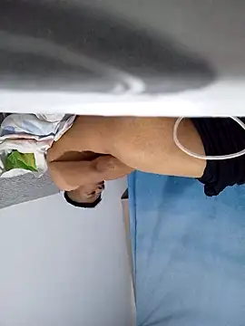 Snapshot of themorenofit08 chatting on 02.09.26 themorenofit08 online show from 02.09.26