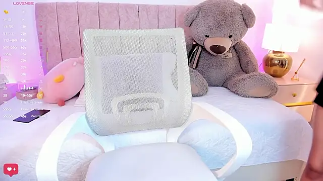 Snapshot of nia20_ chatting on 02.02.26 nia20 online show from 02.02.26