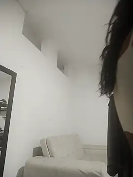 Snapshot of _Lizeth_ chatting on 04.02.26 Lizeth online show from 04.02.26