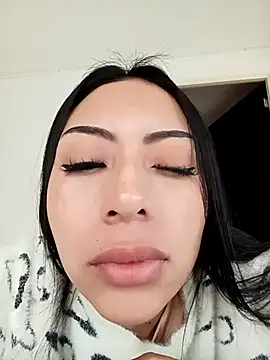 Snapshot of Scarlett_Greys chatting on 11.14.25 Scarlett Greys online show from 11.14.25