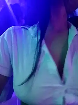 Snapshot of Scarlett_Greys chatting on 11.16.25 Scarlett Greys online show from 11.16.25