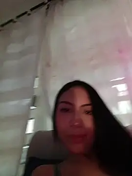 Snapshot of Scarlett_Greys chatting on 11.30.25 Scarlett Greys online show from 11.30.25