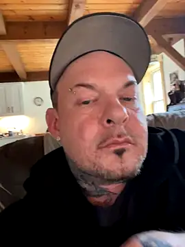 Snapshot of rockhardtatz chatting on 11.07.25 rockhardtatz online show from 11.07.25