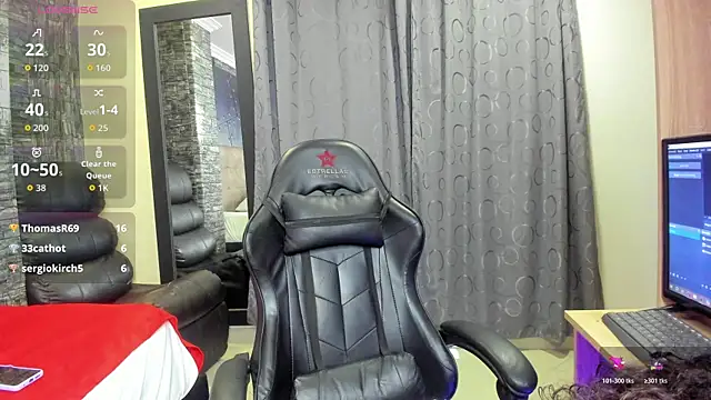 MilfBrenda online show from 11.13.25