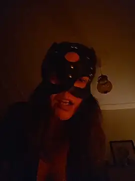 Snapshot of Emma_Conti_ chatting on 11.18.25 Emma Conti online show from 11.18.25