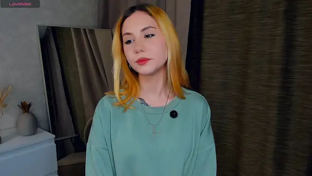 LilyMaiorano online show from 11.07.25