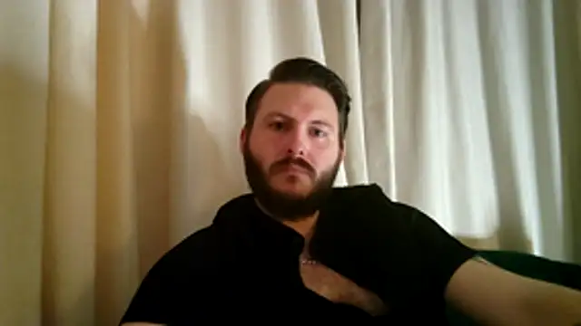 Snapshot of Dragonite2626 chatting on 11.16.25 Dragonite2626 online show from 11.16.25