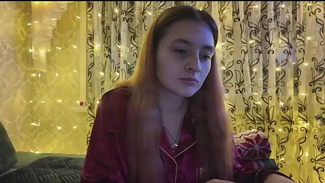 Snapshot of SweetLiaison chatting on 01.10.26 SweetLiaison online show from 01.10.26