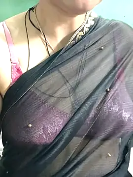 Snapshot of Piya_Bakshi chatting on 05.28.26 Piya Bakshi online show from 05.28.26