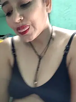 Snapshot of Piya_Bakshi chatting on 06.07.26 Piya Bakshi online show from 06.07.26