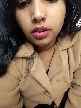 Sexy Divya   online show from 12.04.25