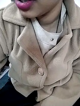 Sexy Divya   online show from 12.20.25