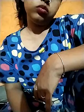 Snapshot of Sexy_Divya__ chatting on 04.16.26 Sexy Divya online show from 04.16.26