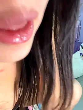 KK583 online show from 11.17.25