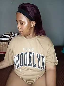 Emmylove-xr25 online show from 11.20.25