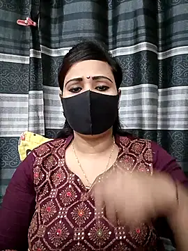 Snapshot of sadiya56803 chatting on 11.14.25 sadiya56803 online show from 11.14.25