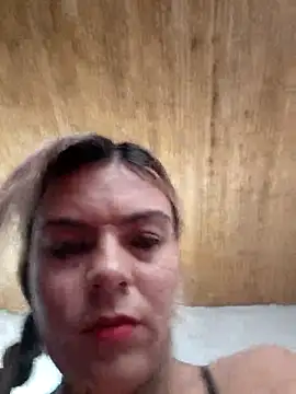 Snapshot of ingridtorres chatting on 11.14.25 ingridtorres online show from 11.14.25