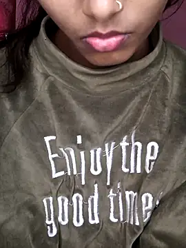 Snapshot of priyanka-rani1 chatting on 11.12.25 priyanka-rani1 online show from 11.12.25