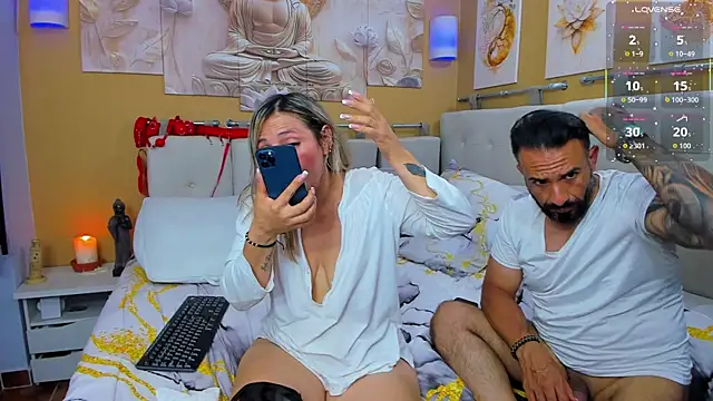 Snapshot of CamilaBliss chatting on 05.16.26 CamilaBliss online show from 05.16.26