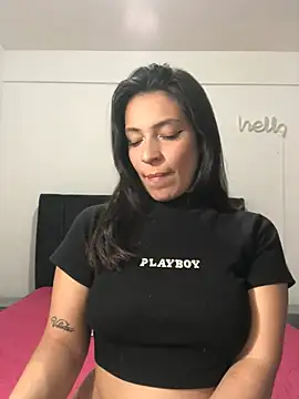 Snapshot of Vianca_Costt chatting on 03.25.26 Vianca Costt online show from 03.25.26