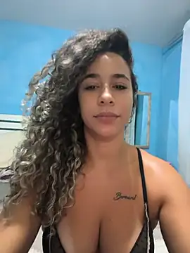 Snapshot of vivianeleoa chatting on 06.30.26 vivianeleoa online show from 06.30.26