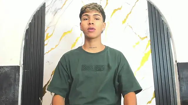 Timmy Kiing  online show from 01.10.26