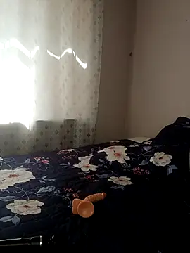 Snapshot of Eve_Scarlet chatting on 11.29.25 Eve Scarlet online show from 11.29.25