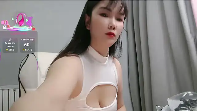 Snapshot of nanagaga chatting on 11.26.25 nanagaga online show from 11.26.25