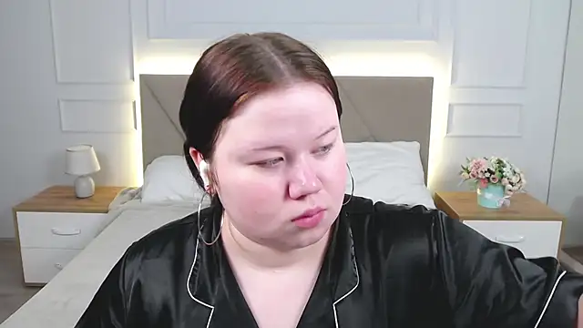 EvaNova  online show from 12.05.25