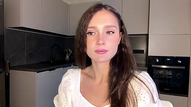 Snapshot of MagdaLavezzo chatting on 11.15.25 MagdaLavezzo online show from 11.15.25