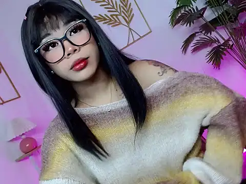 slutty lauraxxx online show from 04.11.26