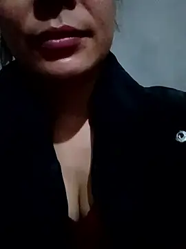 Lyla john online show from 01.14.26