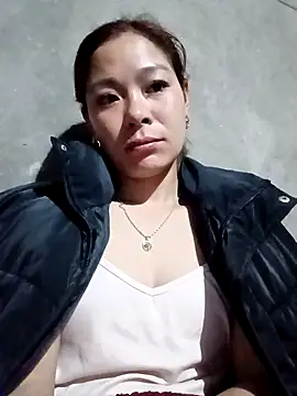 Lyla john online show from 02.21.26