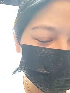 StrayedForename online show from 04.10.26