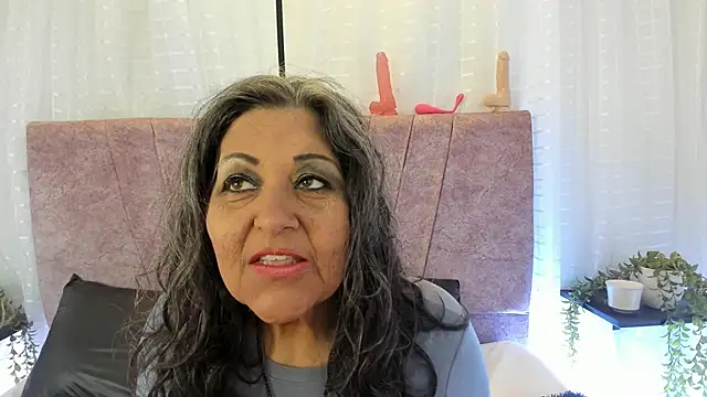 Victoriaa Anderson online show from 04.02.26