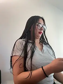 Snapshot of HaileyyyyModel chatting on 11.08.25 HaileyyyyModel online show from 11.08.25