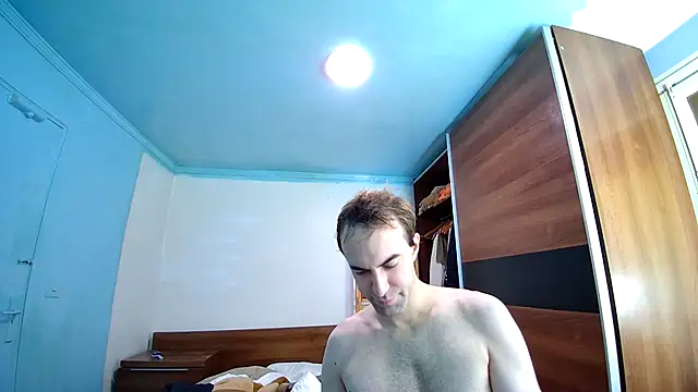 Snapshot of albertpassive chatting on 06.08.26 albertpassive online show from 06.08.26