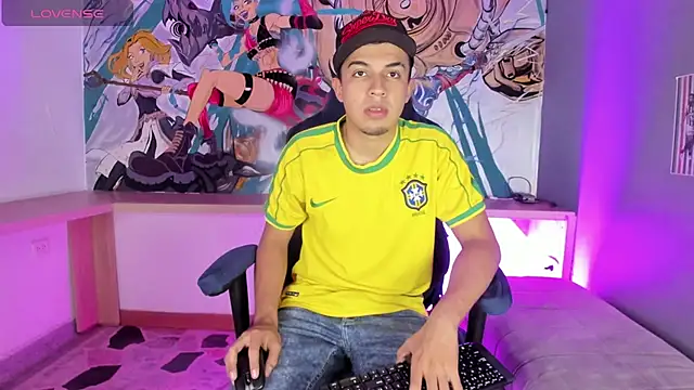 Snapshot of Diego_stone chatting on 11.25.25 Diego stone online show from 11.25.25