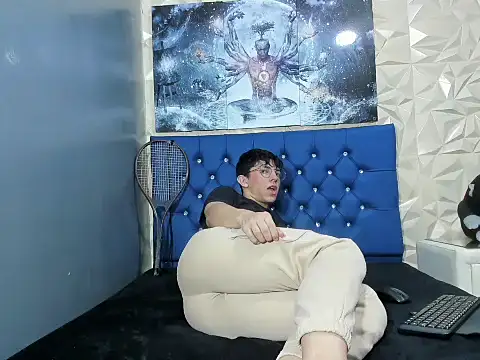 ElanGiraldo online show from 03.11.26