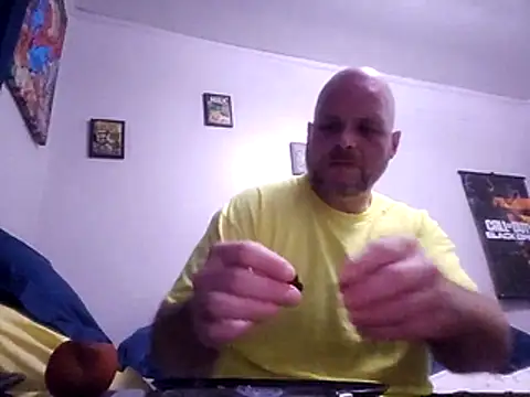 Snapshot of Slimsang69 chatting on 11.09.25 Slimsang69 online show from 11.09.25