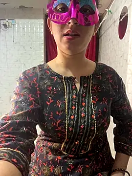 Red Queen 11 online show from 11.23.25