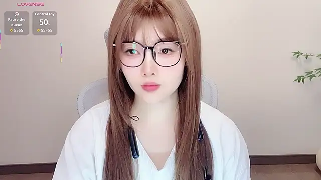 Insist6 online show from 04.09.26