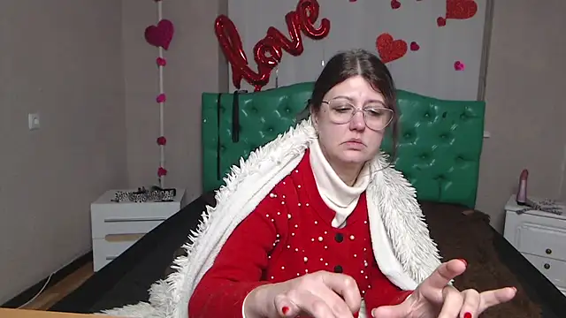 RoseHille online show from 02.10.26