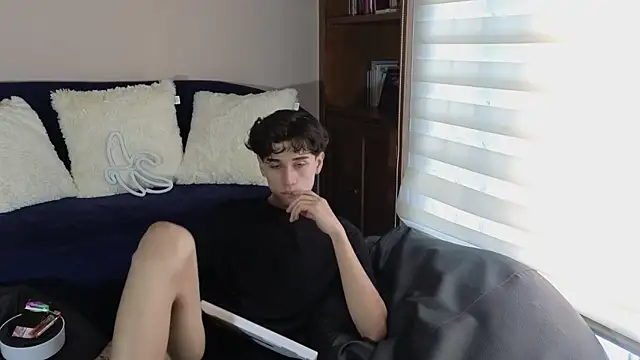 Derekswan online show from 11.14.25