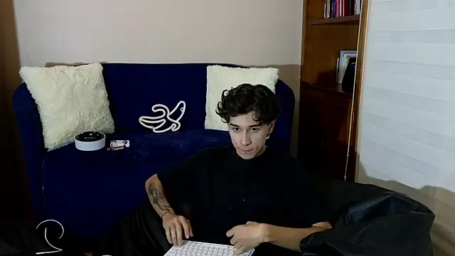 Derekswan online show from 11.25.25