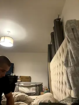 Kinkycouple142 online show from 11.13.25