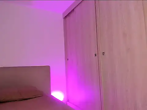 Snapshot of sofilopezcol chatting on 02.26.26 sofilopezcol online show from 02.26.26