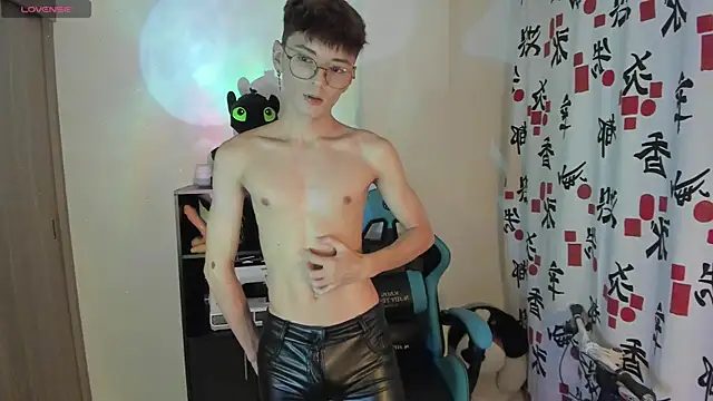 RYO BLEU  online show from 04.09.26