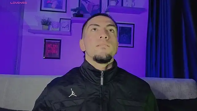 AresMassimoX online show from 11.22.25